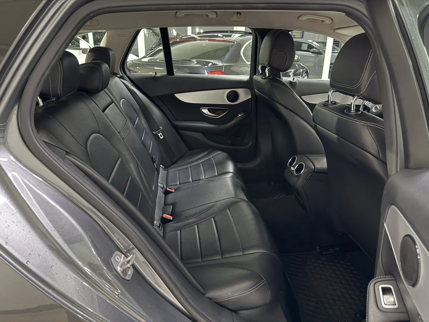 Mercedes C-Class C220d
