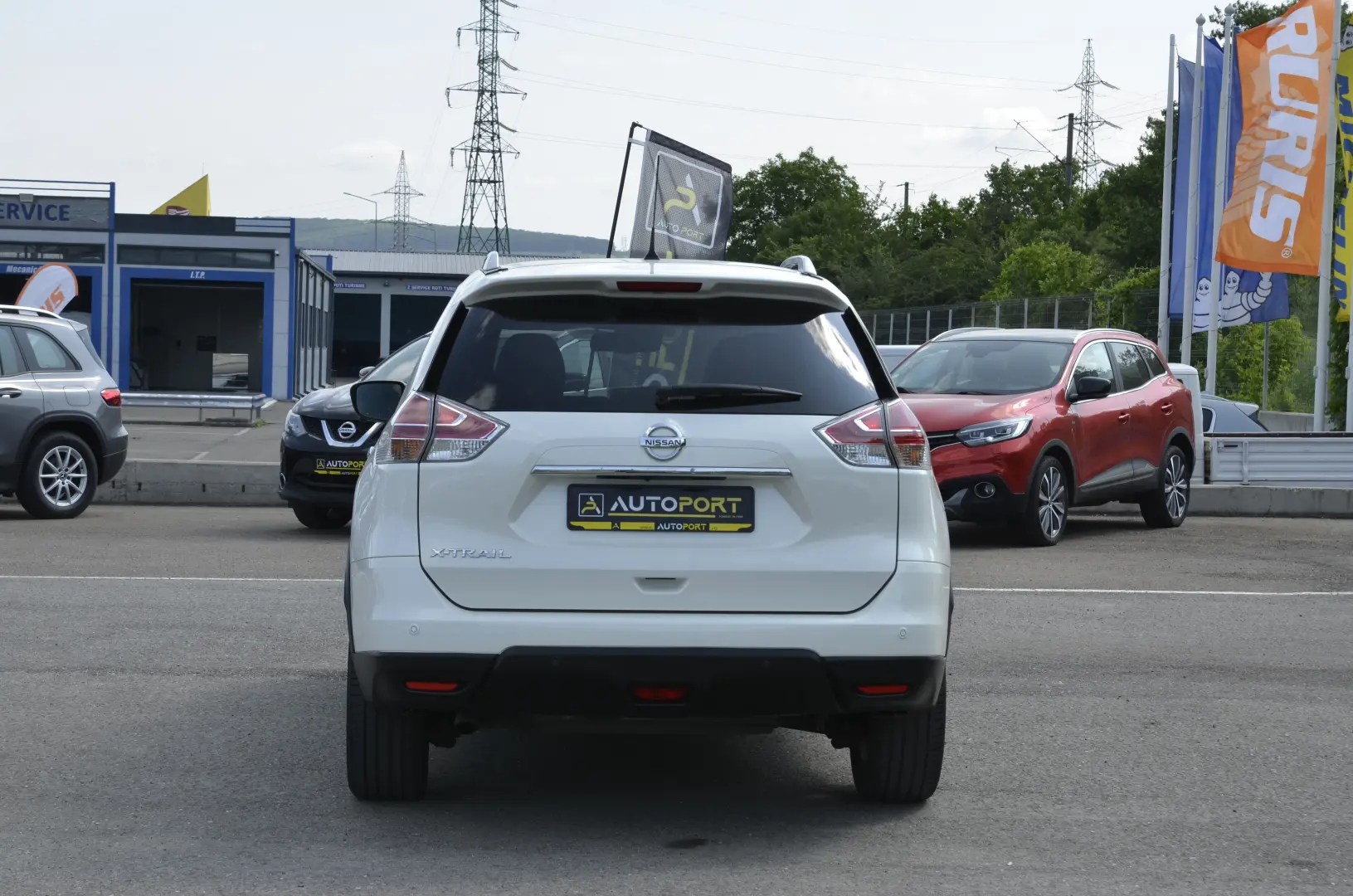 NISSAN X-TRAIL 1.6 DCI TEKNA 7 LOCURI