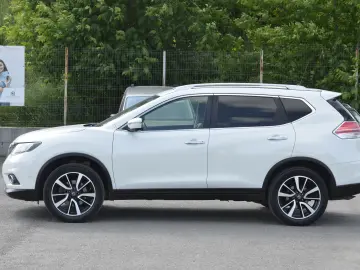 NISSAN X-TRAIL 1.6 DCI TEKNA 7 LOCURI