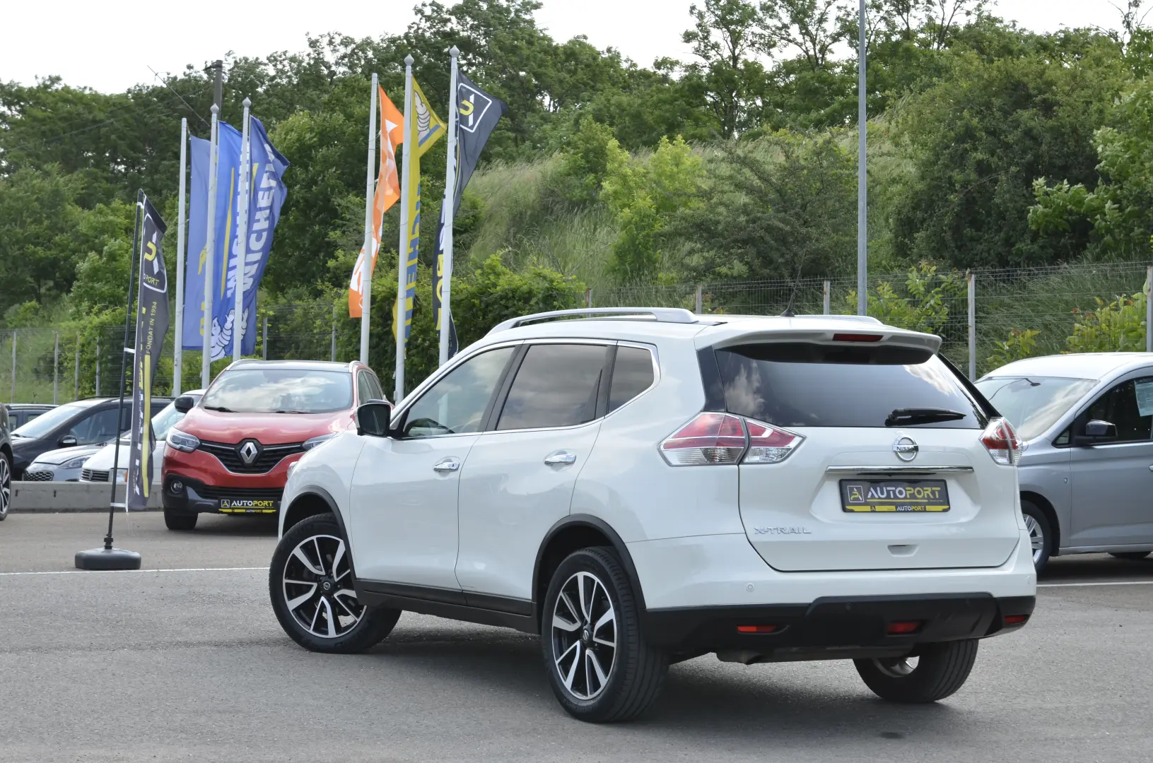 NISSAN X-TRAIL 1.6 DCI TEKNA 7 LOCURI