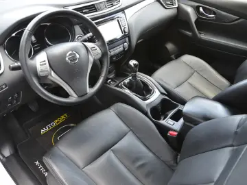NISSAN X-TRAIL 1.6 DCI TEKNA 7 LOCURI