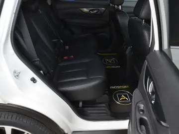NISSAN X-TRAIL 1.6 DCI TEKNA 7 LOCURI