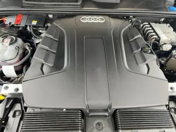 Q7 50 TDI S line qua B&O HUD Matrix 360 VENT