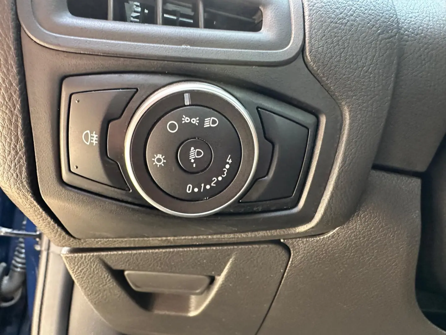 Ford Focus Trend 1.5 Tdci 120 CP cutie automata