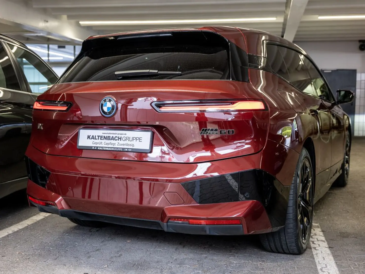 iX M60 PANO AHK HUD 360° LASER LED SITZBELÜFTUNG