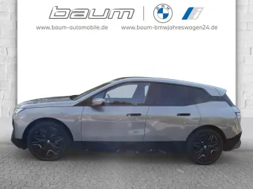 iX xDrive50 Sportpaket HK HiFi DAB Aktivlenkung