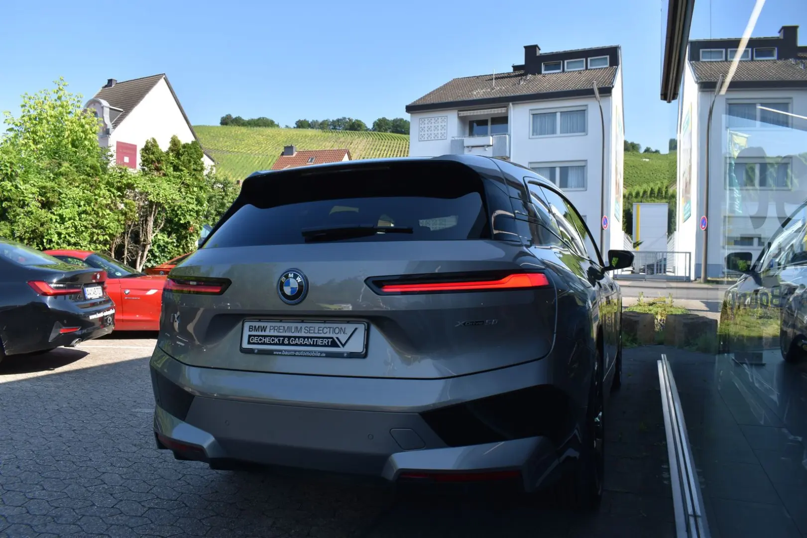 iX xDrive50 Sportpaket HK HiFi DAB Aktivlenkung