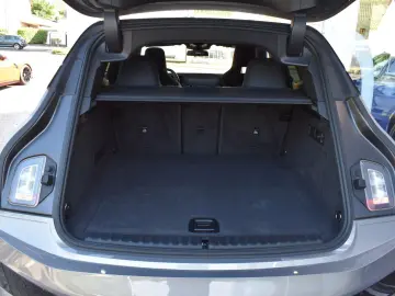 iX xDrive50 Sportpaket HK HiFi DAB Aktivlenkung