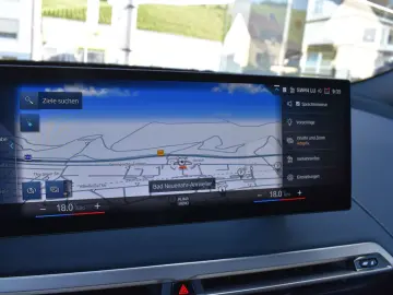 iX xDrive50 Sportpaket HK HiFi DAB Aktivlenkung