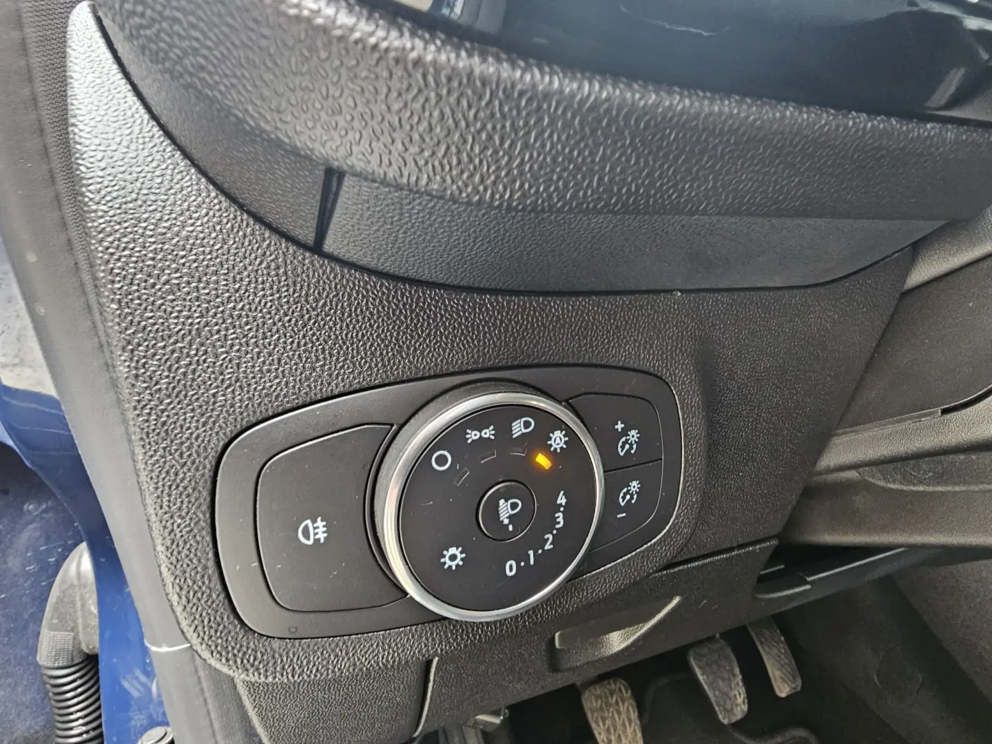 Ford Fiesta 1.1 benzina 85 CP