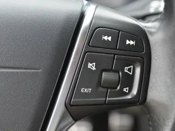 Volvo v 40 D3 Momentum