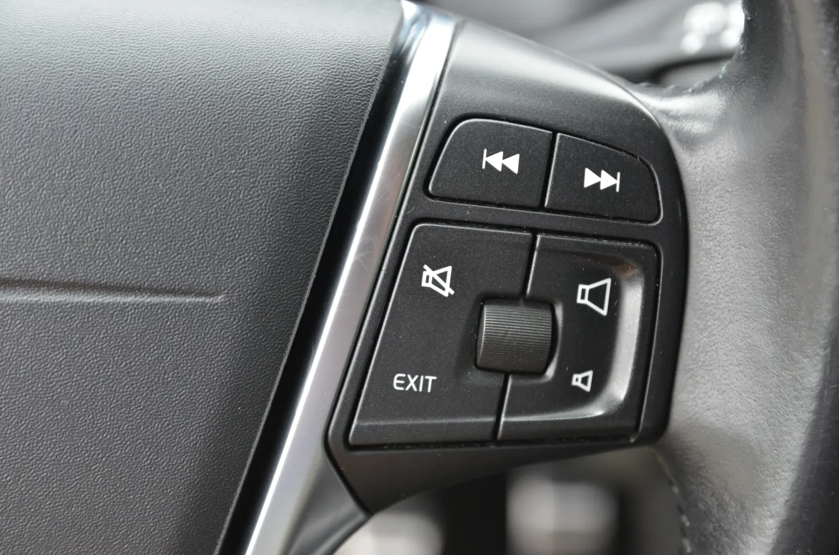 Volvo v 40 D3 Momentum