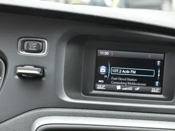 Volvo v 40 D3 Momentum