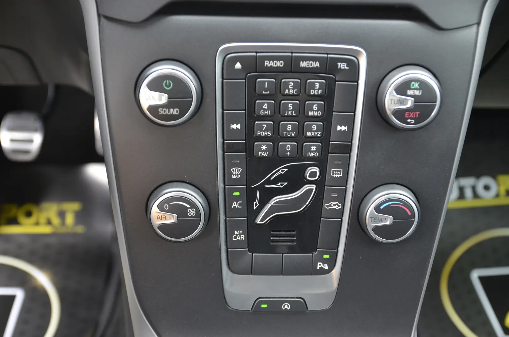 Volvo v 40 D3 Momentum
