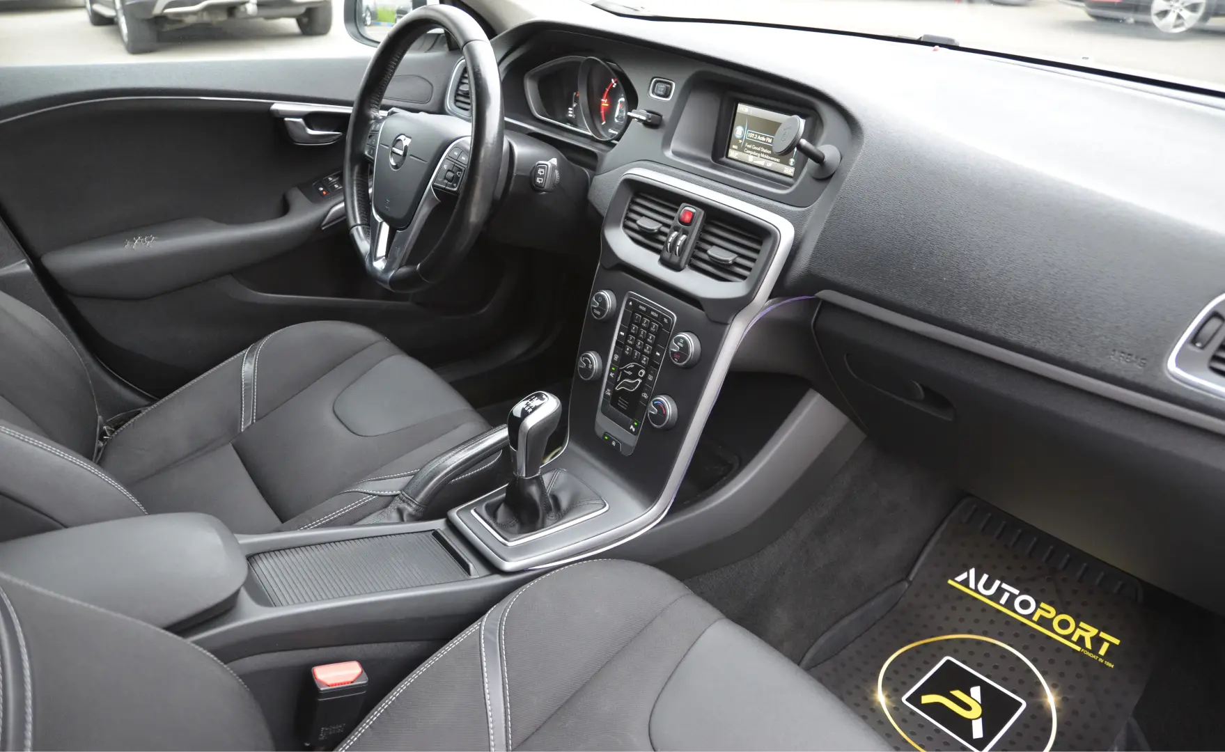 Volvo v 40 D3 Momentum