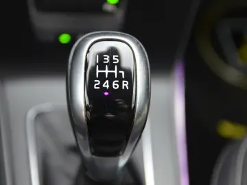 Volvo v 40 D3 Momentum