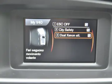 Volvo v 40 D3 Momentum