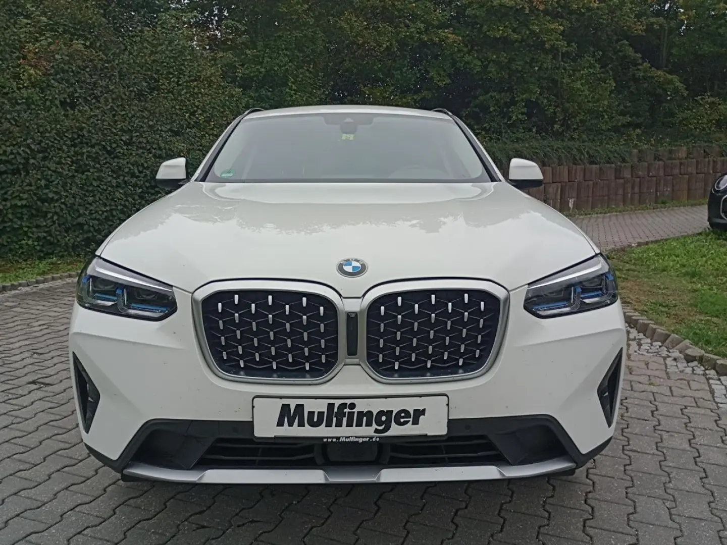 X4 x20d Sports. ACC Laser