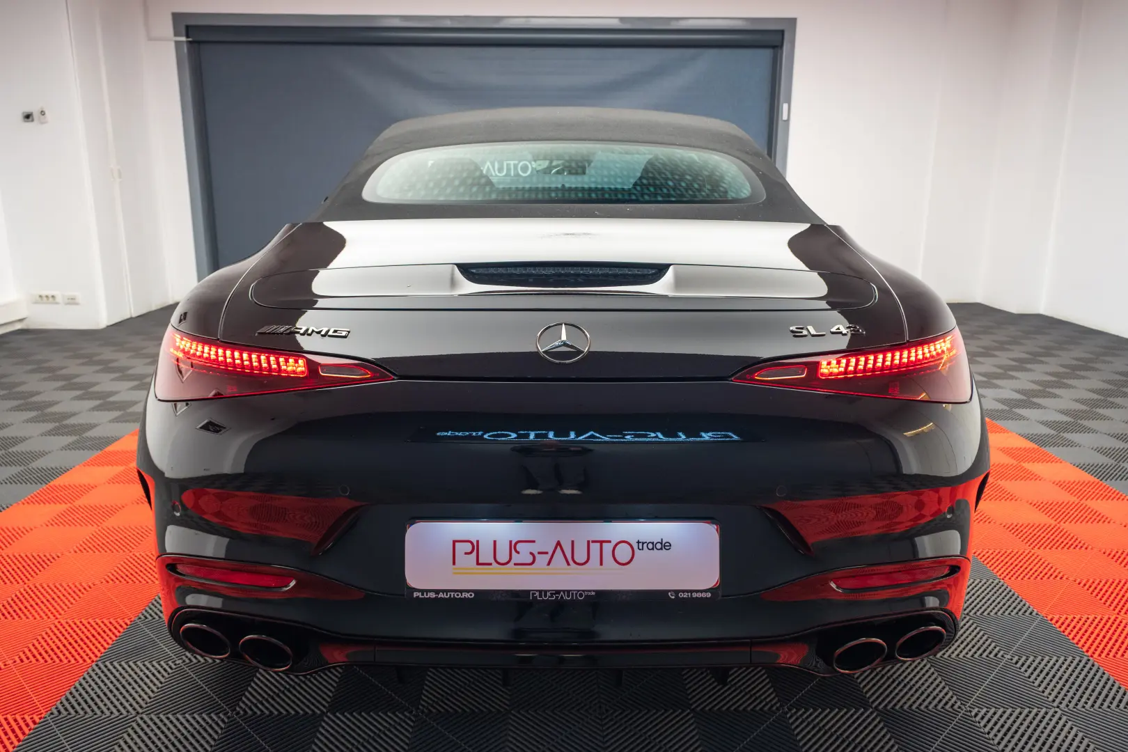 Mercedes Benz SL 43 AMG