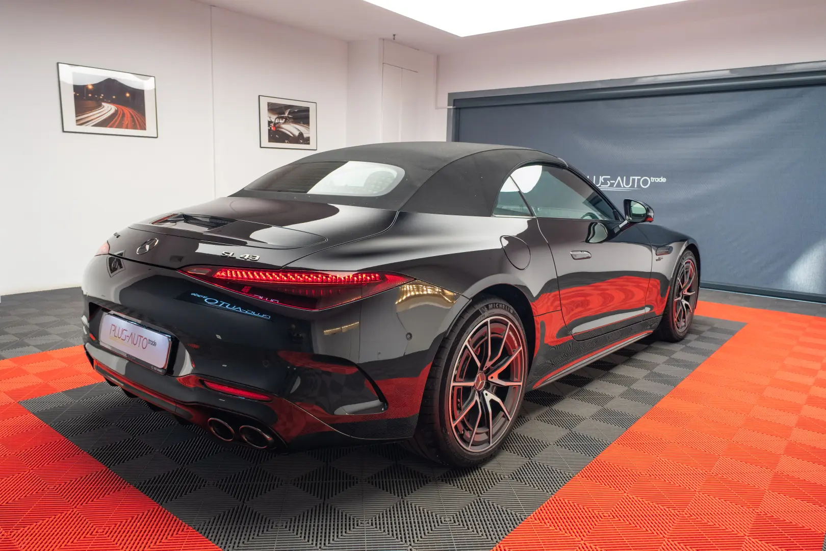Mercedes Benz SL 43 AMG