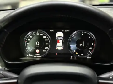 Volvo XC40 2.0 D4 AWD