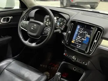 Volvo XC40 2.0 D4 AWD