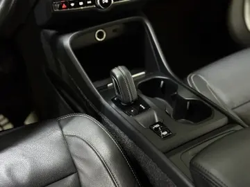 Volvo XC40 2.0 D4 AWD
