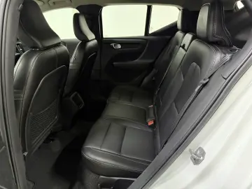 Volvo XC40 2.0 D4 AWD