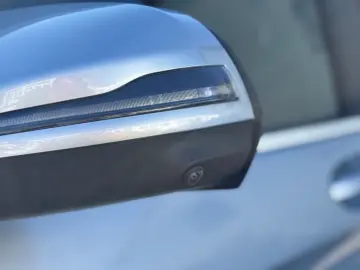 V300d 4MATIC EXCLUSIVE lang AHK AeroKit AMG MBUX