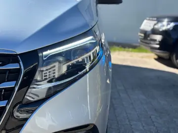 V300d 4MATIC EXCLUSIVE lang AHK AeroKit AMG MBUX