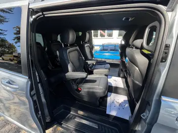 V300d 4MATIC EXCLUSIVE lang AHK AeroKit AMG MBUX