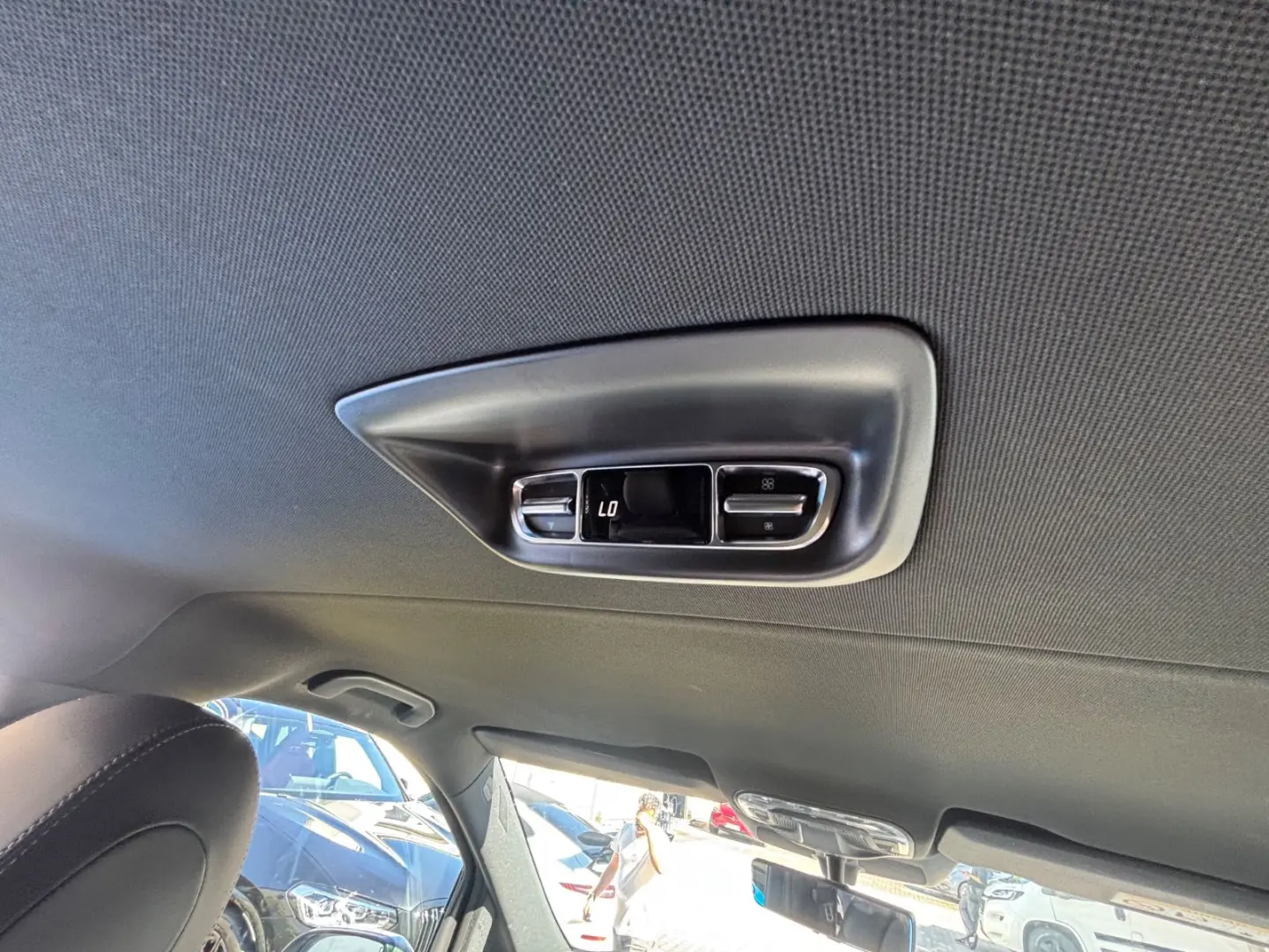 V300d 4MATIC EXCLUSIVE lang AHK AeroKit AMG MBUX