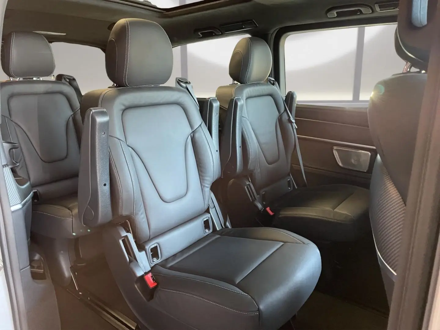 V 300 d 4M EXCLUSIVE LANG 6 SITZ DISTR AHK BURM