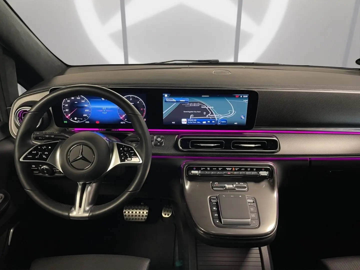 V 300 d 4M EXCLUSIVE LANG 6 SITZ DISTR AHK BURM