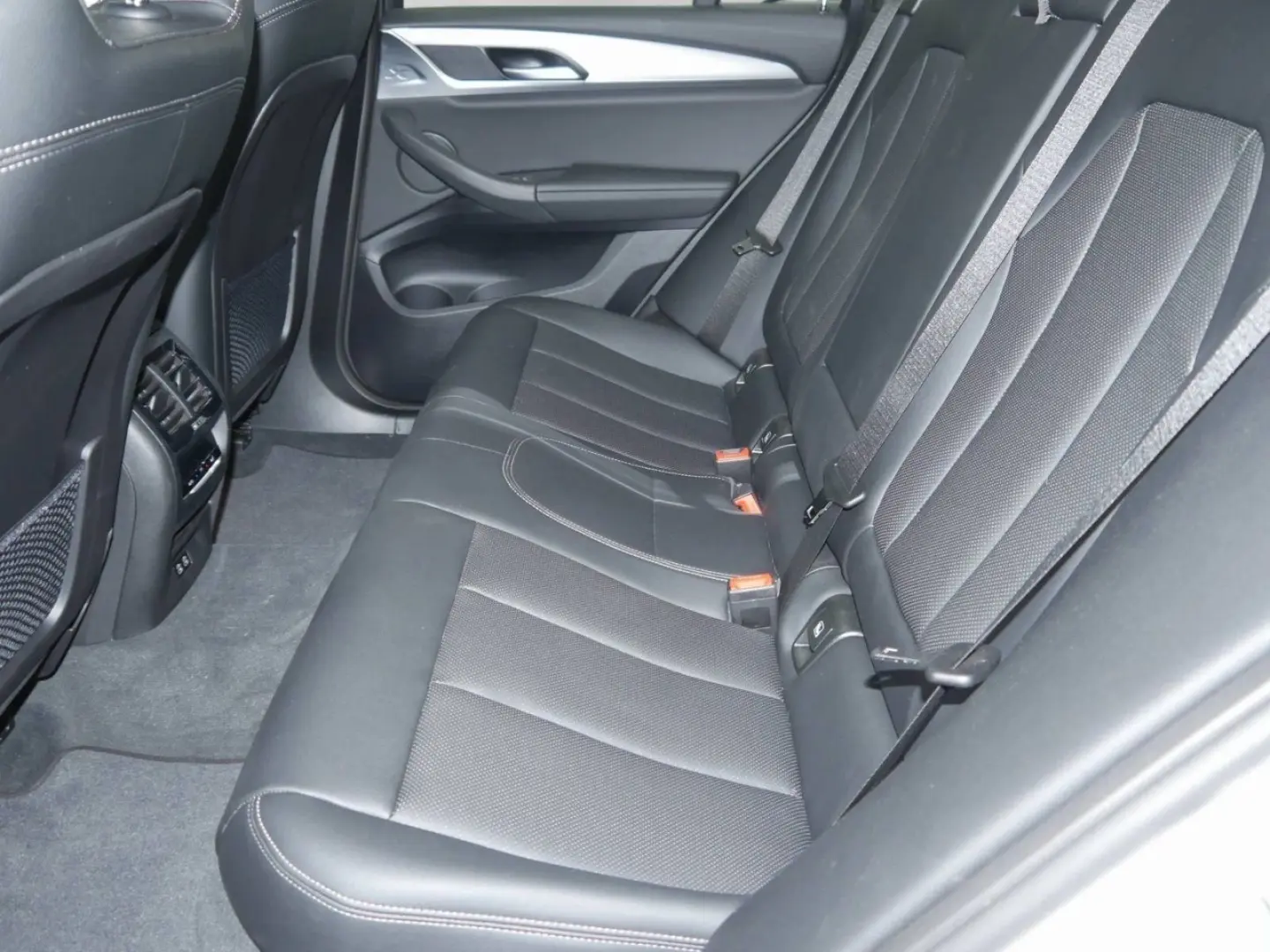 X4 xDrive20i Standheizung|LC+|HiFi|Parkass.