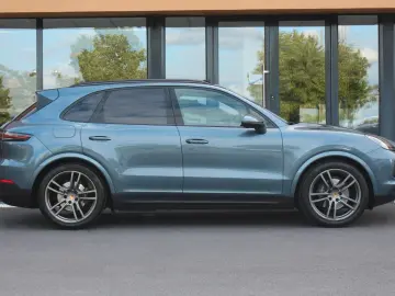 Cayenne Basis