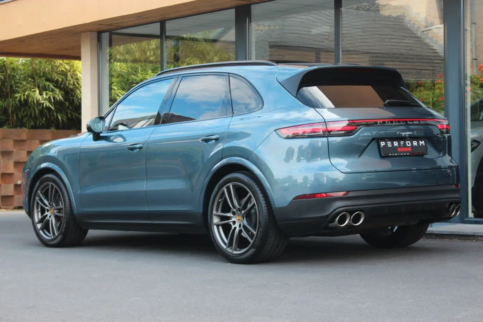 Cayenne Basis