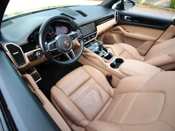 Cayenne Basis