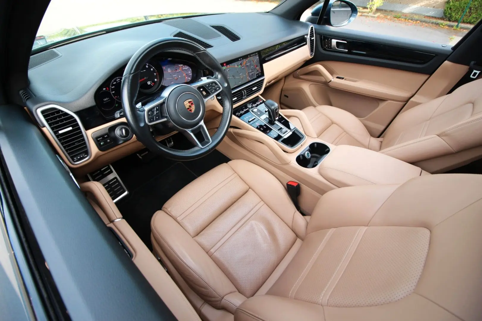 Cayenne Basis