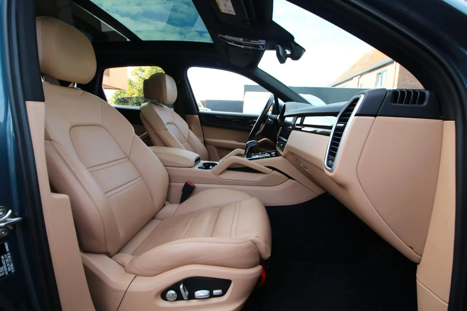 Cayenne Basis