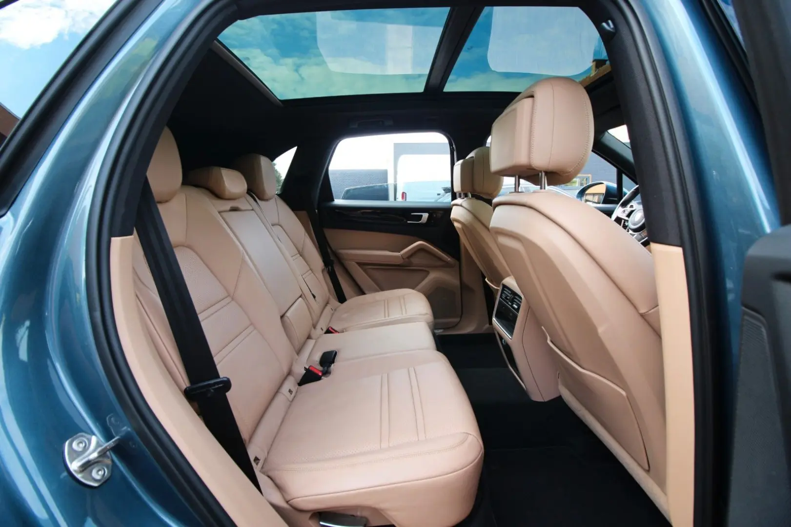 Cayenne Basis