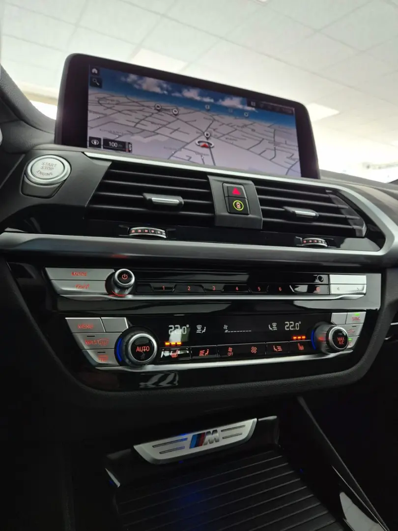 BMW X3 M40 d Sport |HEAD UP | PANO | 3D KAMERA|