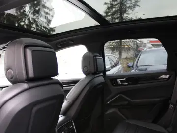 Cayenne S/Sport-Chrono/Panorama/22''/Festpreis