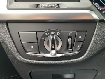 BMW  X3 xDrive30e Touring, HYBRID