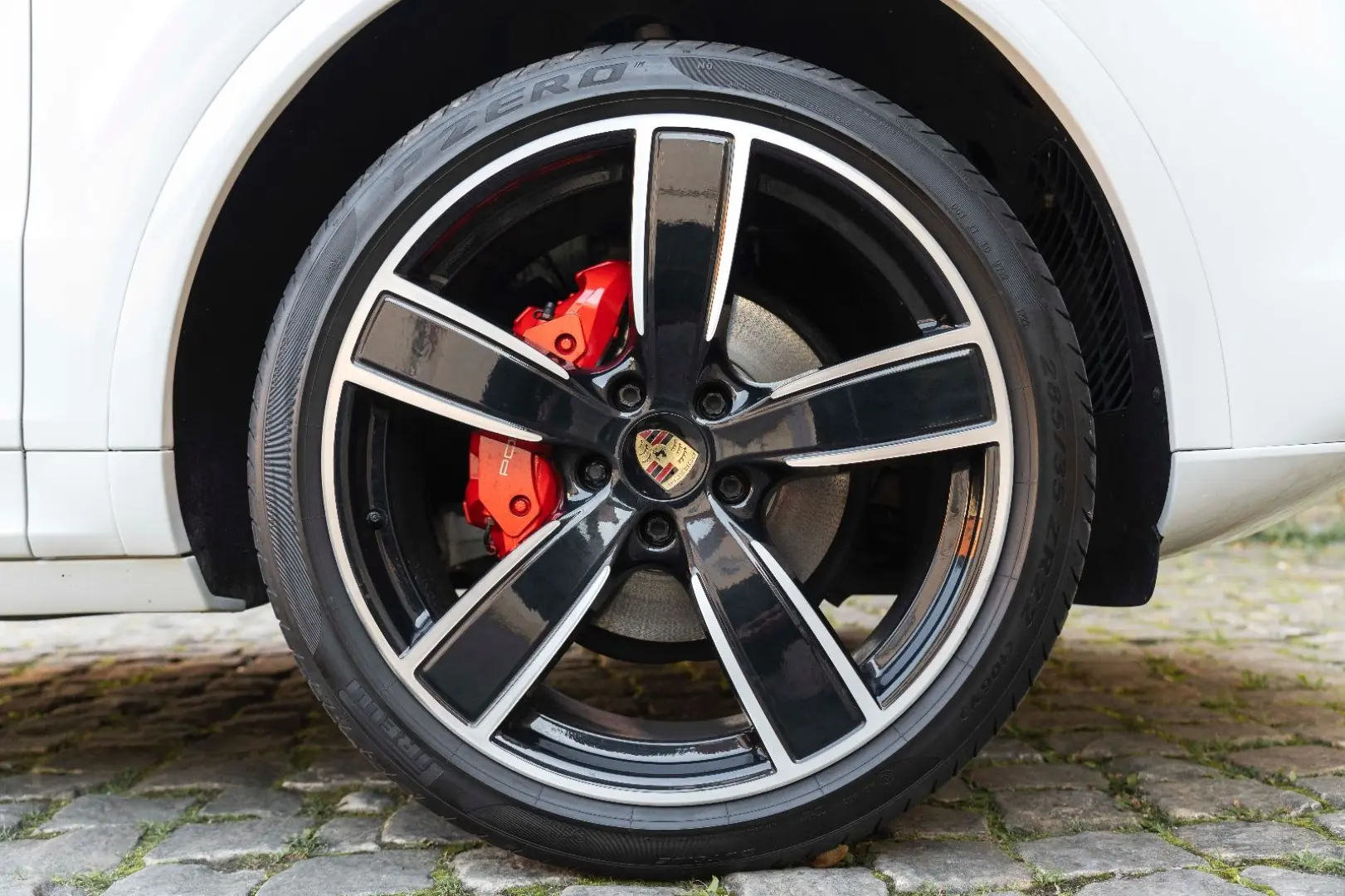 Cayenne Coupe SPORT-CHRONO MATRIX TOTW KAM PASM