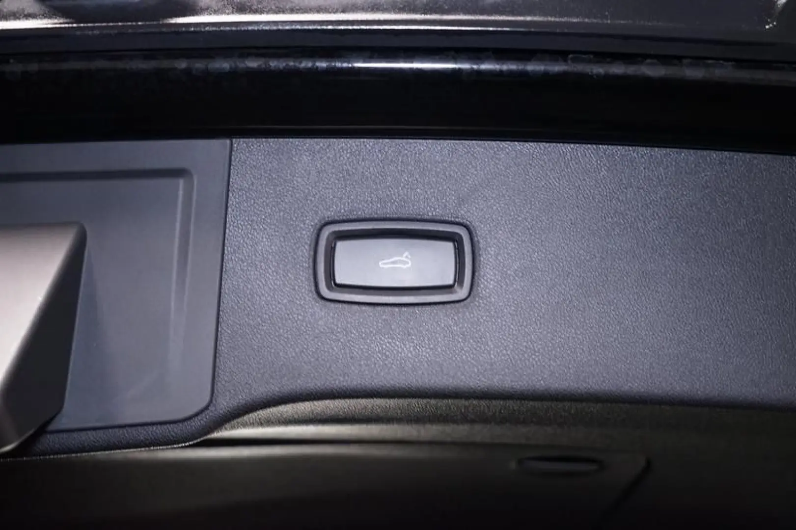 Cayenne 3.0 PHEV e Hybrid Tiptronic S*360°*Bose