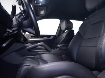 Cayenne 3.0 PHEV e Hybrid Tiptronic S*360°*Bose