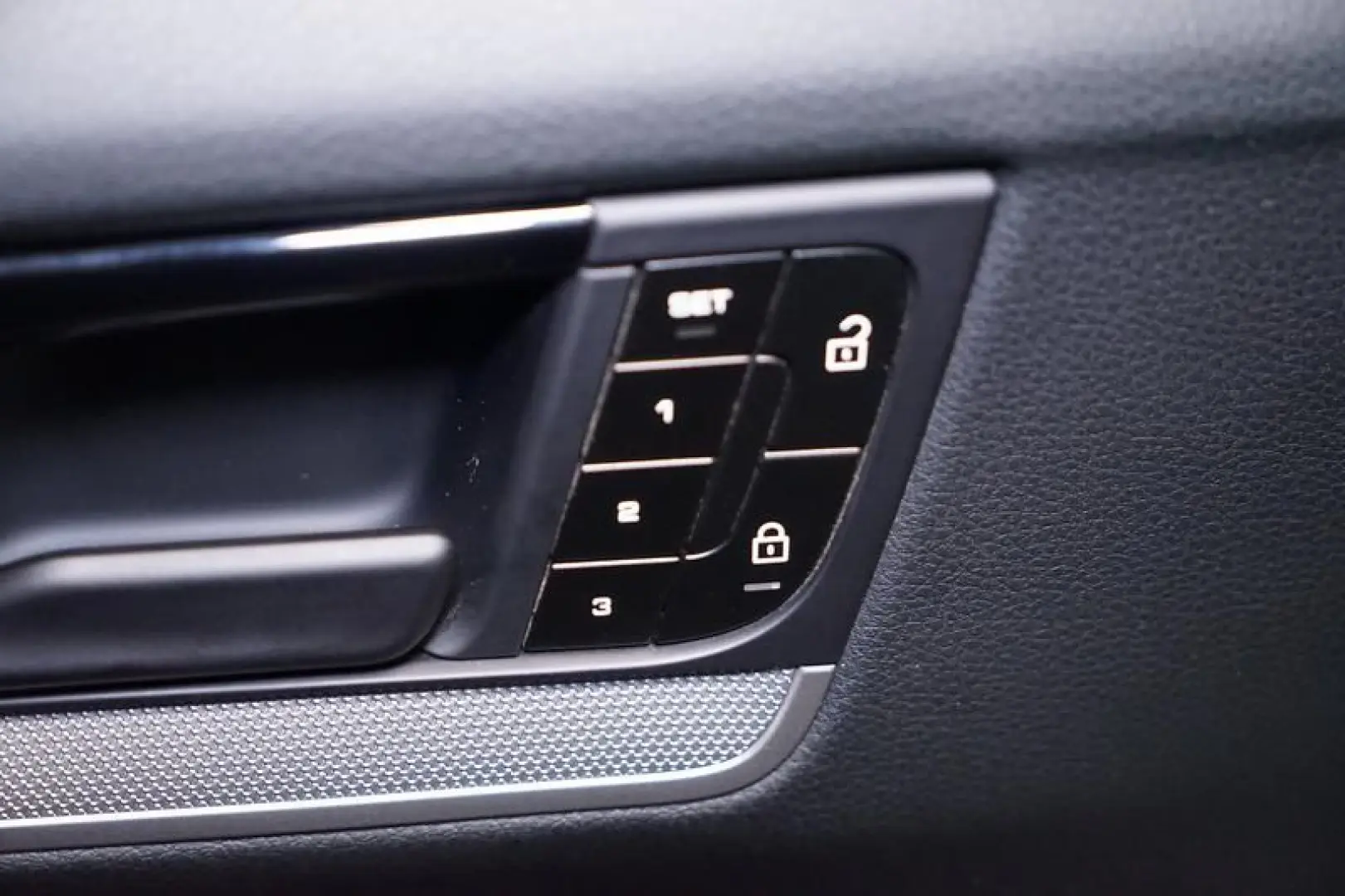 Cayenne 3.0 PHEV e Hybrid Tiptronic S*360°*Bose