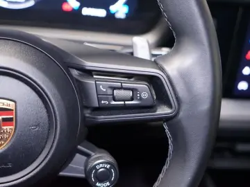 Cayenne 3.0 PHEV e Hybrid Tiptronic S*360°*Bose