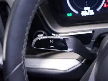 Cayenne 3.0 PHEV e Hybrid Tiptronic S*360°*Bose